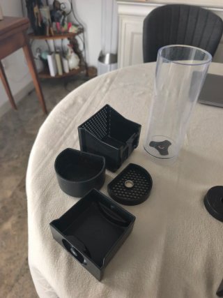 Cafetera Nespresso Negra