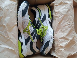 Zapatillas Mizuno Maverick Hombre/Mujer
