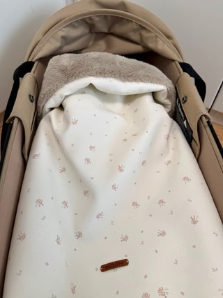 Capazo YOYO Babyzen + Saco y Fijaciones