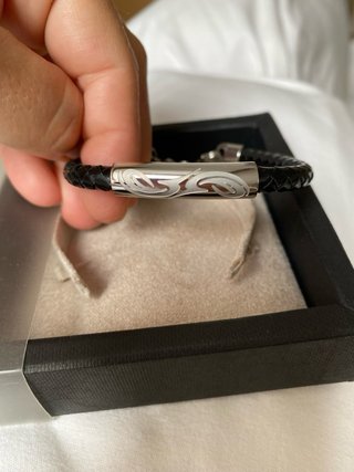 Pulsera Lotus Hombre Cuero Negro y Plata