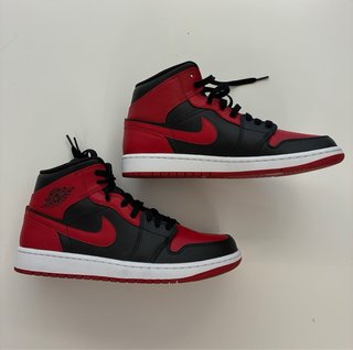 Nike Air Jordan 1 Mid Banned 2020
