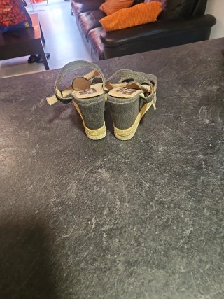 Sandalias de verano tacon alto tela y esparto