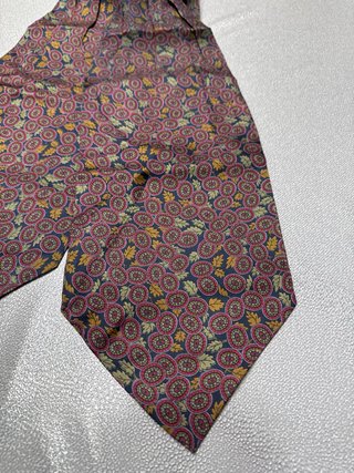 Splendido ascot vintage fantasia in ottime condizi