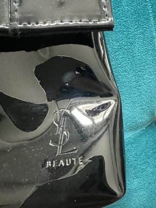 Necessaire Yves Saint Laurent Nero in Charol