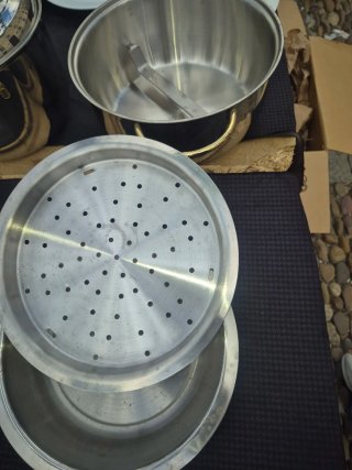 2 Cazuelas Italianas Doradas y Plateadas
