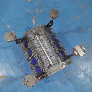 Mesa cristal motor