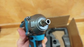 NUEVA! pistola de impacto 1200Nm 2 baterías 21V-3A