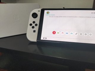 Nintendo Switch OLED Blanca y Negra