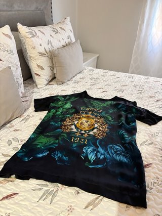 Camiseta Gucci Seda Negra y Verde. Vale para M y L