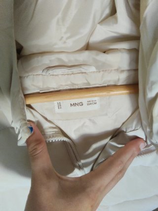Abrigo acolchado beige