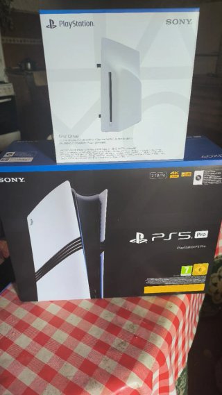 PS5 Pro + Lector Blu-ray Nuevo