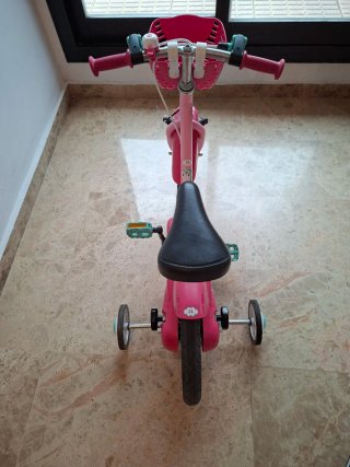 Bicicleta niña BTWIN Rosa con cesta y ruedines
