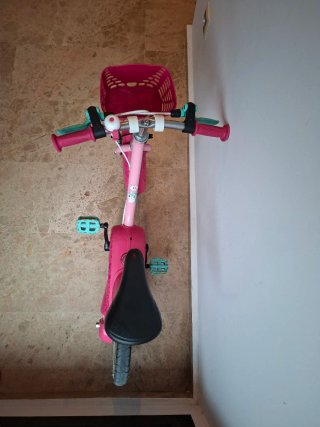 Bicicleta niña BTWIN Rosa con cesta y ruedines