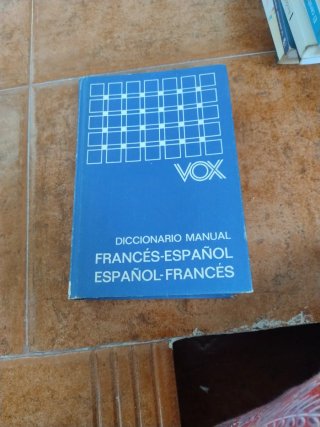 DICCIONARIO MANUAL VOX FRANC?S-ESPAÐOL ESPAÐOL-...