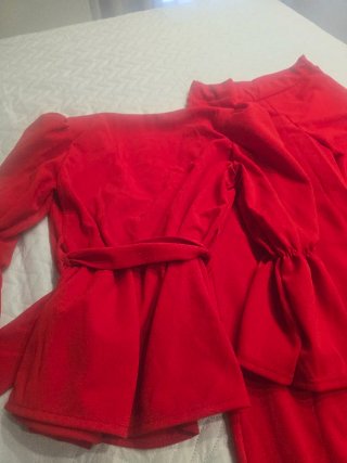 Conjunto rojo blusa y pantalón ancho