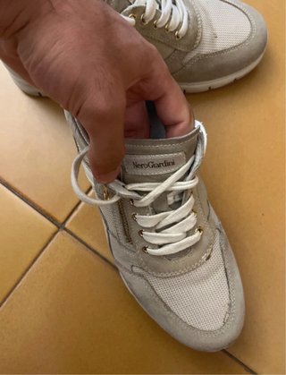 Scarpe Nero Giardini beige/bianche
