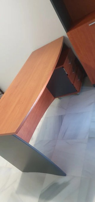 Escritorio y Estantería Madera