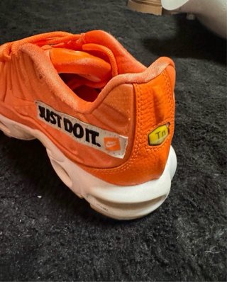 Zapatillas Nike Air Max Plus Naranja/Blanco