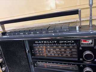 Radio Grundig Satellit 2100