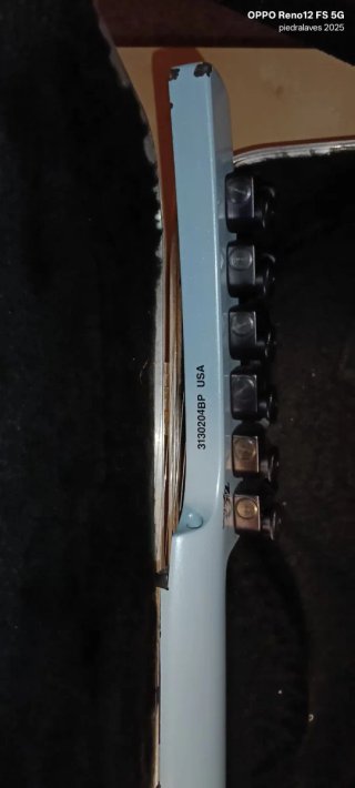 Parker Fly Deluxe Ice Blue Guitarra