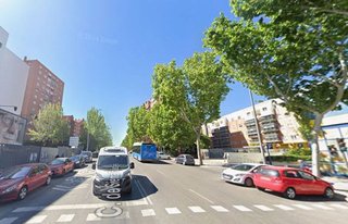 Local comercial en venta en Numancia en Madrid