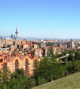 Local comercial en venta en Numancia en Madrid
