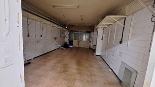 Local comercial en alquiler en Eixample Nord – La Devesa en Girona