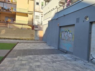 Local comercial en alquiler en Eixample Nord – La Devesa en Girona
