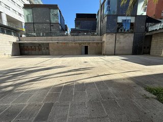Local comercial en alquiler en El Calderi - Estació del Nord - Estació de França en Mollet del Vallès