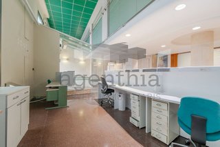 Local comercial en venta en Eixample Sud – Migdia en Girona