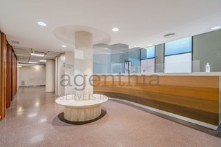 Local comercial en venta en Eixample Sud – Migdia en Girona