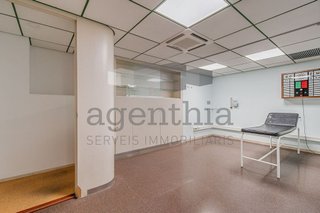 Local comercial en venta en Eixample Sud – Migdia en Girona