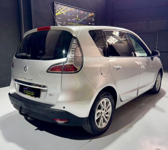 RENAULT Scénic Dynamique dCi 110 eco2