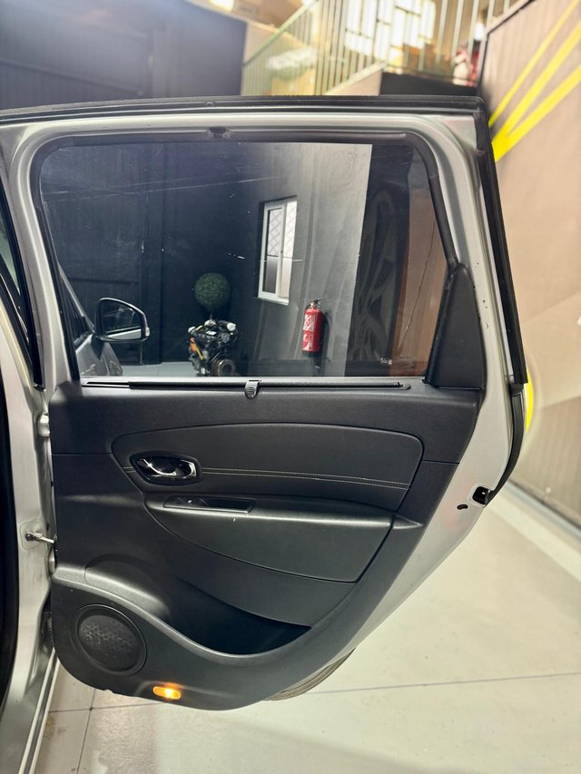 RENAULT Scénic Dynamique dCi 110 eco2