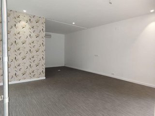 Local comercial en alquiler en Zona Avenida al Vedat en Torrent