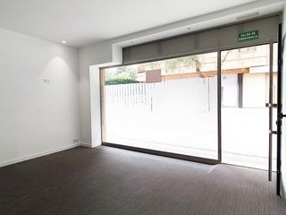 Local comercial en alquiler en Zona Avenida al Vedat en Torrent