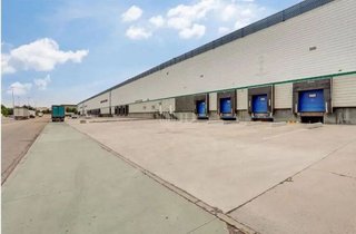 Nave industrial en alquiler en Los Olivos - Los Ángeles - Perales del río en Getafe