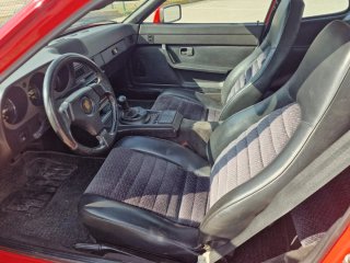 Porsche 944 1983