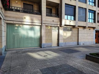 Local comercial en venta en Zarautz