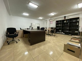 Local comercial en venta en Este en Castellón de la Plana