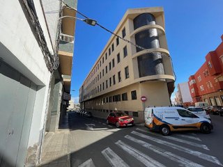 Piso en venta en Vecindario norte-Cruce Sardina en Santa Lucía de Tirajana