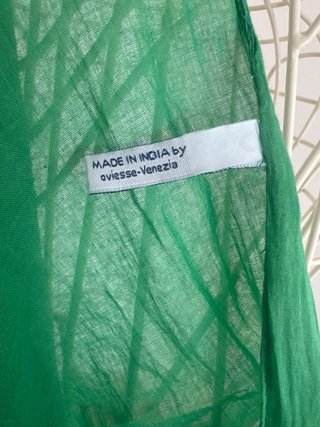 Pareo verde con detalles