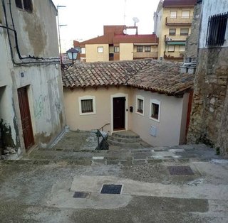 Casa adosada en venta en Alcañiz