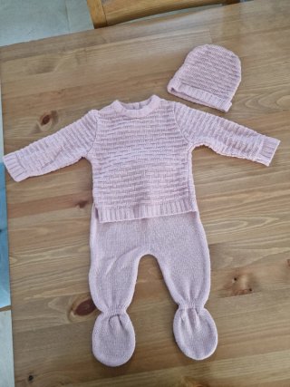 Conjunto punto niña