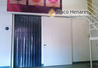 Nave industrial en venta en Loeches
