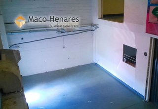 Nave industrial en venta en Loeches