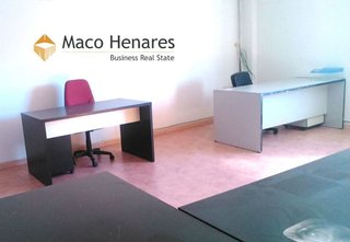 Nave industrial en venta en Loeches