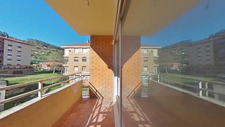 Piso en venta en Corrales de Buelna (Los)