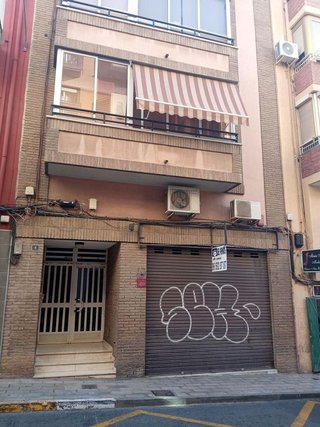 Local comercial en venta en San Blas - Santo Domigo en Alicante