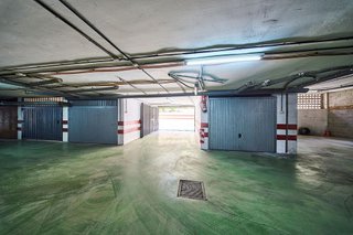 Garaje en venta en Zubia (La)